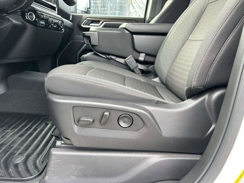 Used 2025 Chevrolet Silverado 2500 LT w/ Safety Package image 17