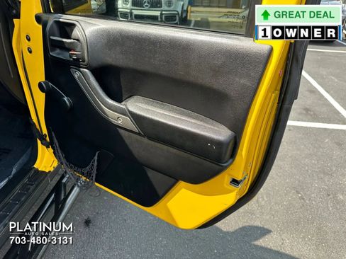 Used 2015 Jeep Wrangler Unlimited Sport AWD/4WD image 17