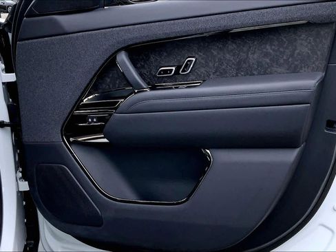 Used 2023 Land Rover Range Rover Sport Autobiography image 23