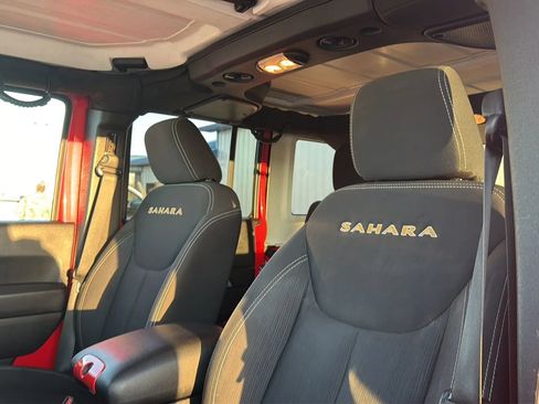 Used 2015 Jeep Wrangler Unlimited Sahara w/ Trailer Tow Group image 76