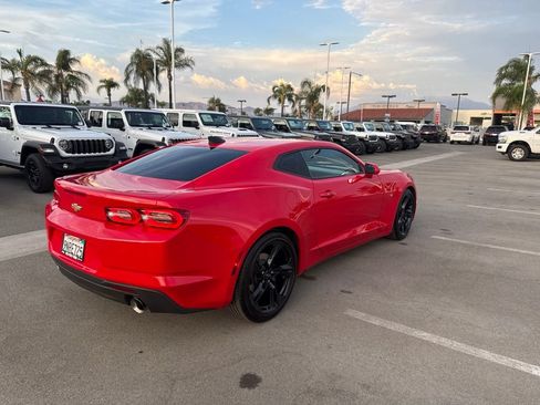 Used 2021 Chevrolet Camaro LT RWD image 4