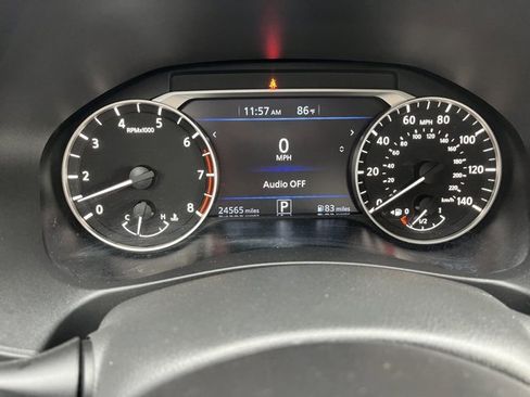 Used 2024 Nissan Altima 2.5 SR image 33