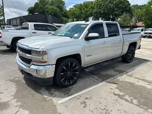 Used 2016 Chevrolet Silverado 1500 LT w/ Texas Edition image 2