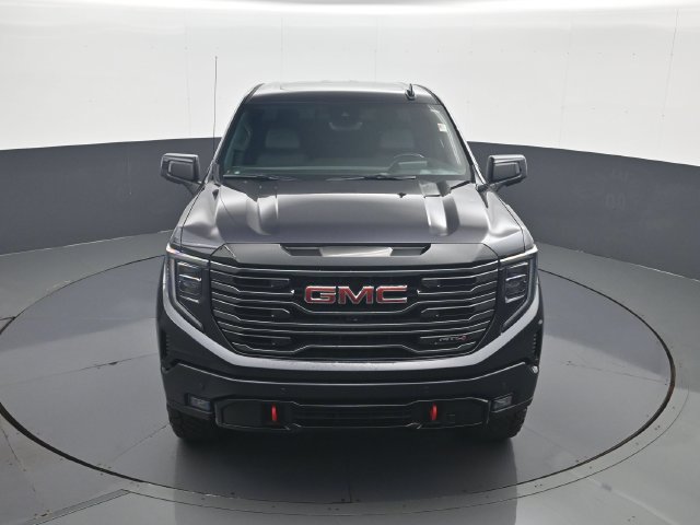 Used 2023 GMC Sierra 1500 AT4 w/ AT4 Premium Package AWD/4WD image 14