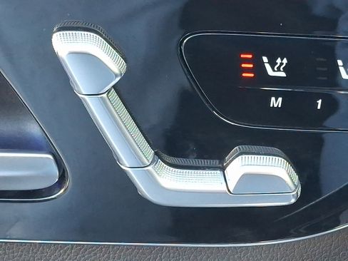 Certified 2022 Mercedes-Benz S 500 4MATIC image 26