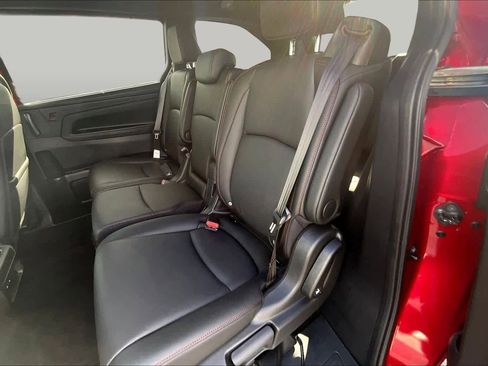 Used 2026 Honda Odyssey Sport-L image 17