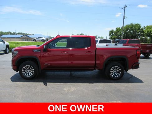 Certified 2022 GMC Sierra 1500 AT4 w/ AT4 Premium Package AWD/4WD image 11