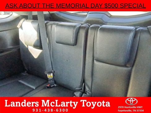 Used 2019 Toyota Highlander XLE AWD/4WD image 28