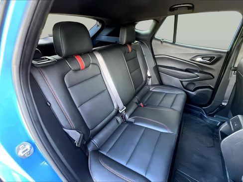 Used 2024 Chevrolet Trax RS FWD image 20