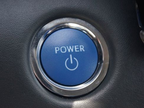 Used 2022 Toyota Highlander XLE image 10