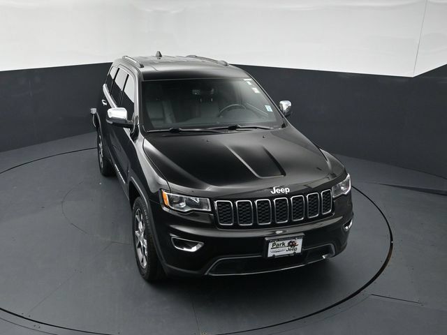 Used 2019 Jeep Grand Cherokee Limited AWD/4WD image 13