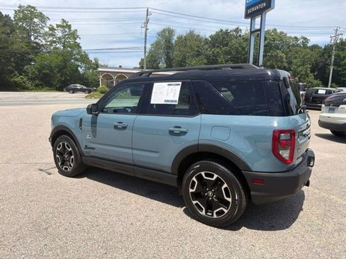 Used 2022 Ford Bronco Sport Outer Banks w/ Tech Package AWD/4WD image 3