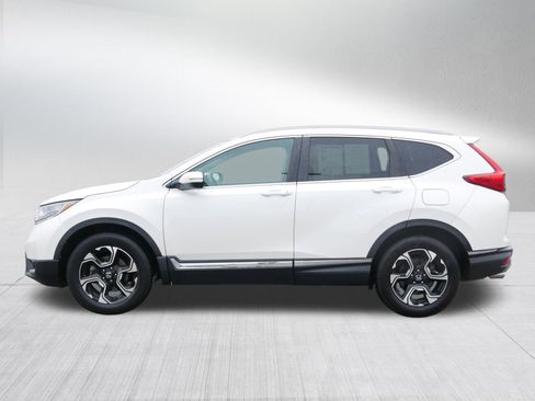 Used 2018 Honda CR-V Touring image 4