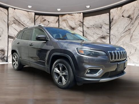 Used 2019 Jeep Cherokee Limited AWD/4WD image 8