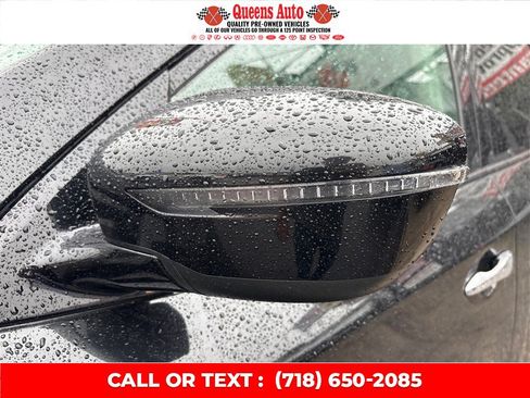 Used 2019 Nissan Pathfinder S AWD/4WD image 29
