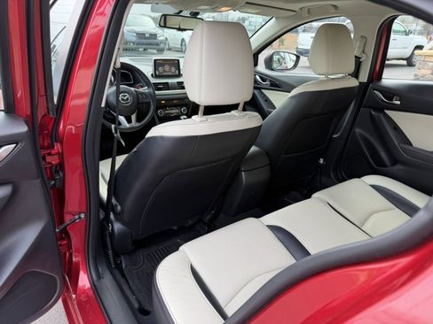 Used 2014 MAZDA MAZDA3 s Grand Touring image 24