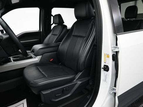 Certified 2022 Ford F250 Lariat w/ Lariat Value Package AWD/4WD image 11