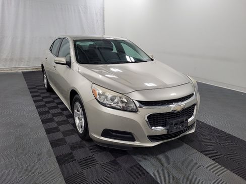 Used 2016 Chevrolet Malibu LT FWD image 13