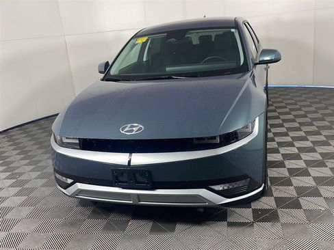 Used 2024 Hyundai Ioniq 5 SEL image 3