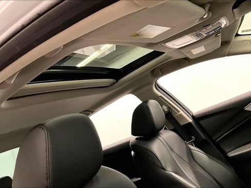 Used 2023 Acura TLX FWD image 19