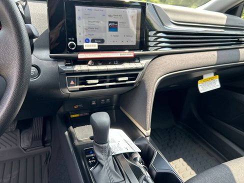 New 2026 Toyota Camry LE FWD image 17