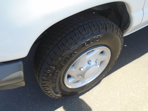 Used 2007 Ford E-250 and Econoline 250 RWD image 9