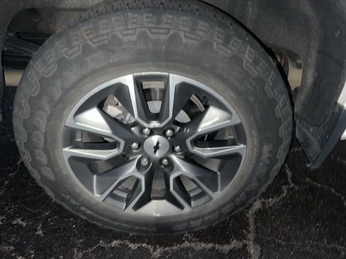 Used 2023 Chevrolet Silverado 1500 RST image 15