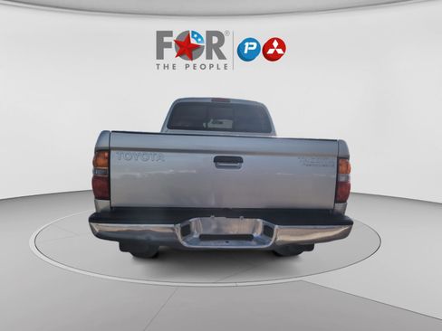 Used 2003 Toyota Tacoma PreRunner RWD image 4