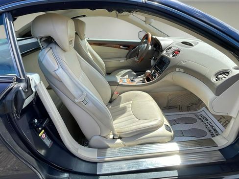 Used 2009 Mercedes-Benz SL 550 w/ Premium I Pkg image 27
