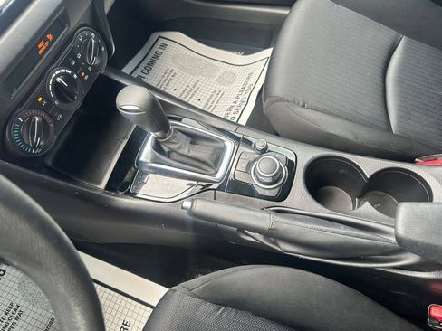Used 2016 MAZDA MAZDA3 i Sport FWD image 19