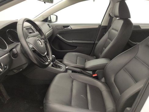 Used 2015 Volkswagen Jetta SE FWD image 17