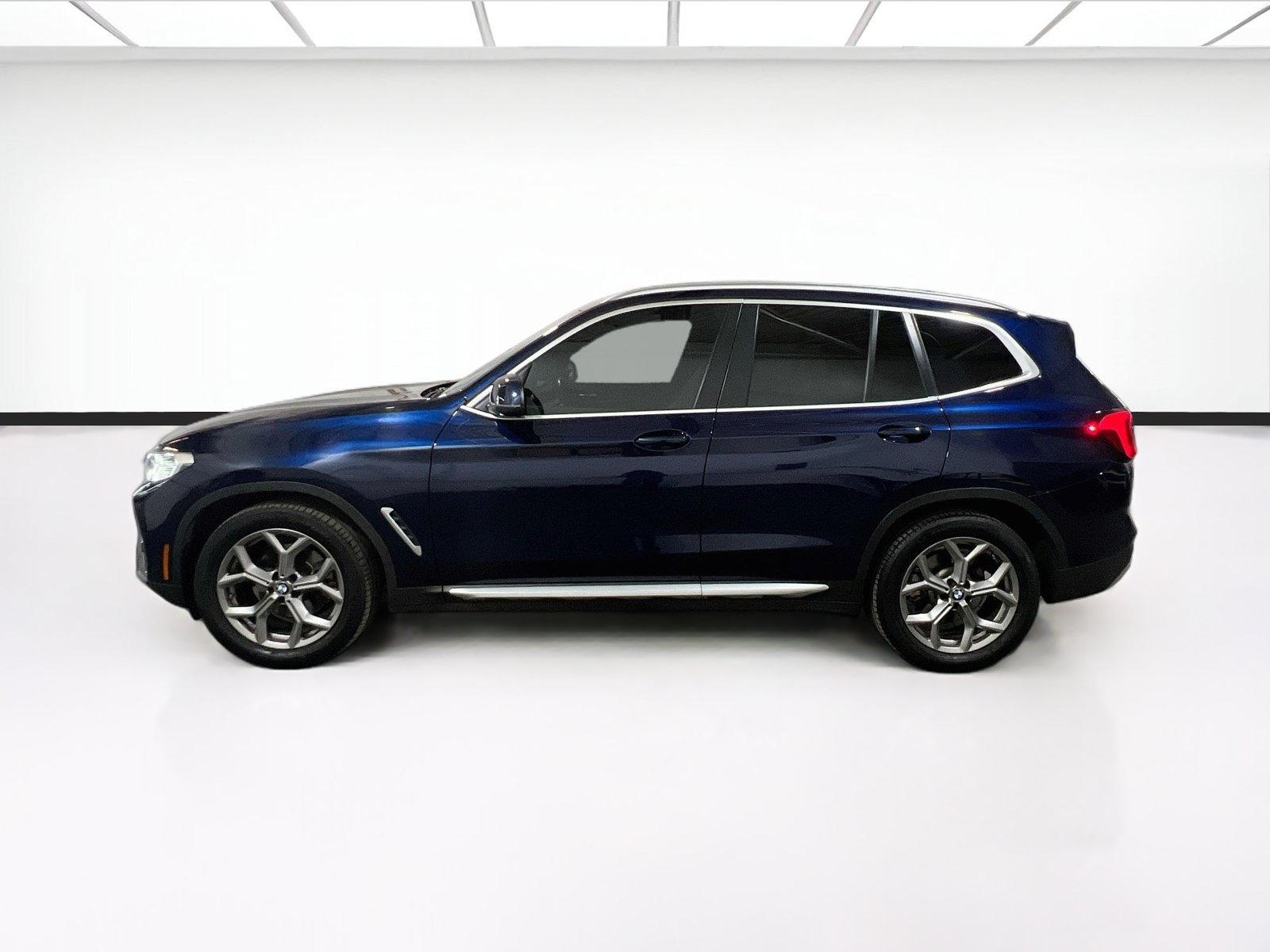 Used 2022 BMW X3 sDrive30i w/ Convenience Package RWD image 24