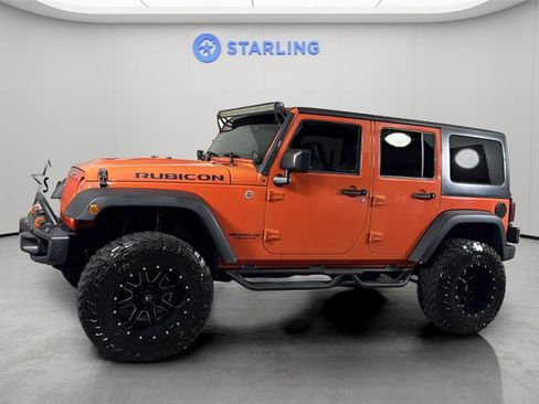 Used 2015 Jeep Wrangler Unlimited Rubicon image 2