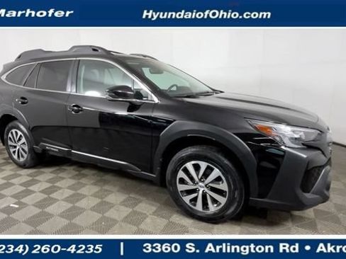 Used 2023 Subaru Outback Premium AWD/4WD image 1