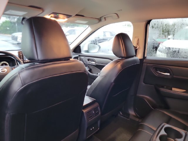 Used 2026 Nissan Rogue SL AWD/4WD image 13