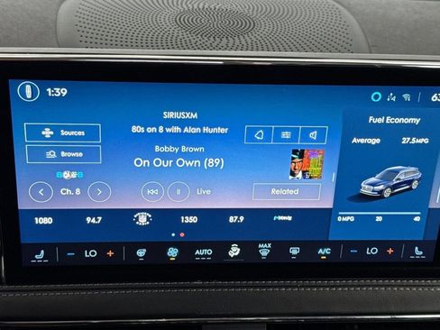 Used 2023 Lincoln Corsair Reserve w/ Equipment Group 201A FWD image 20