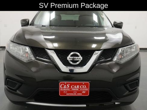 Used 2016 Nissan Rogue SV w/ SV Premium Package FWD image 2