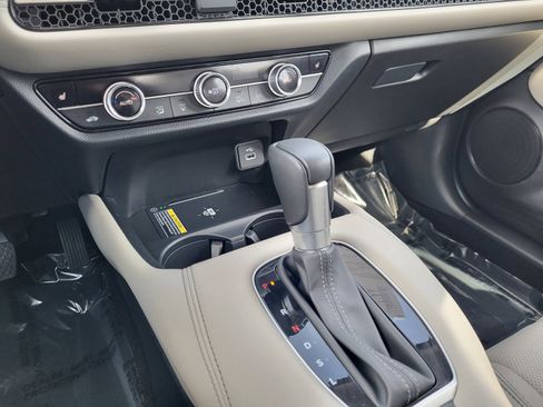 Used 2025 Honda HR-V EX-L image 12