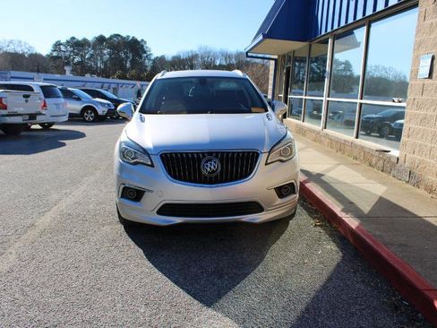 Used 2017 Buick Envision Essence image 2
