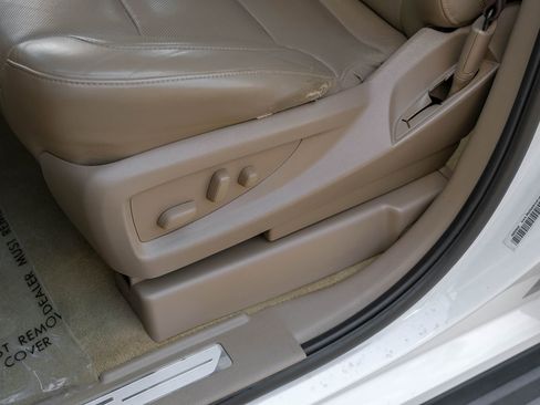 Used 2018 GMC Yukon SLT w/ Open Road Package image 30