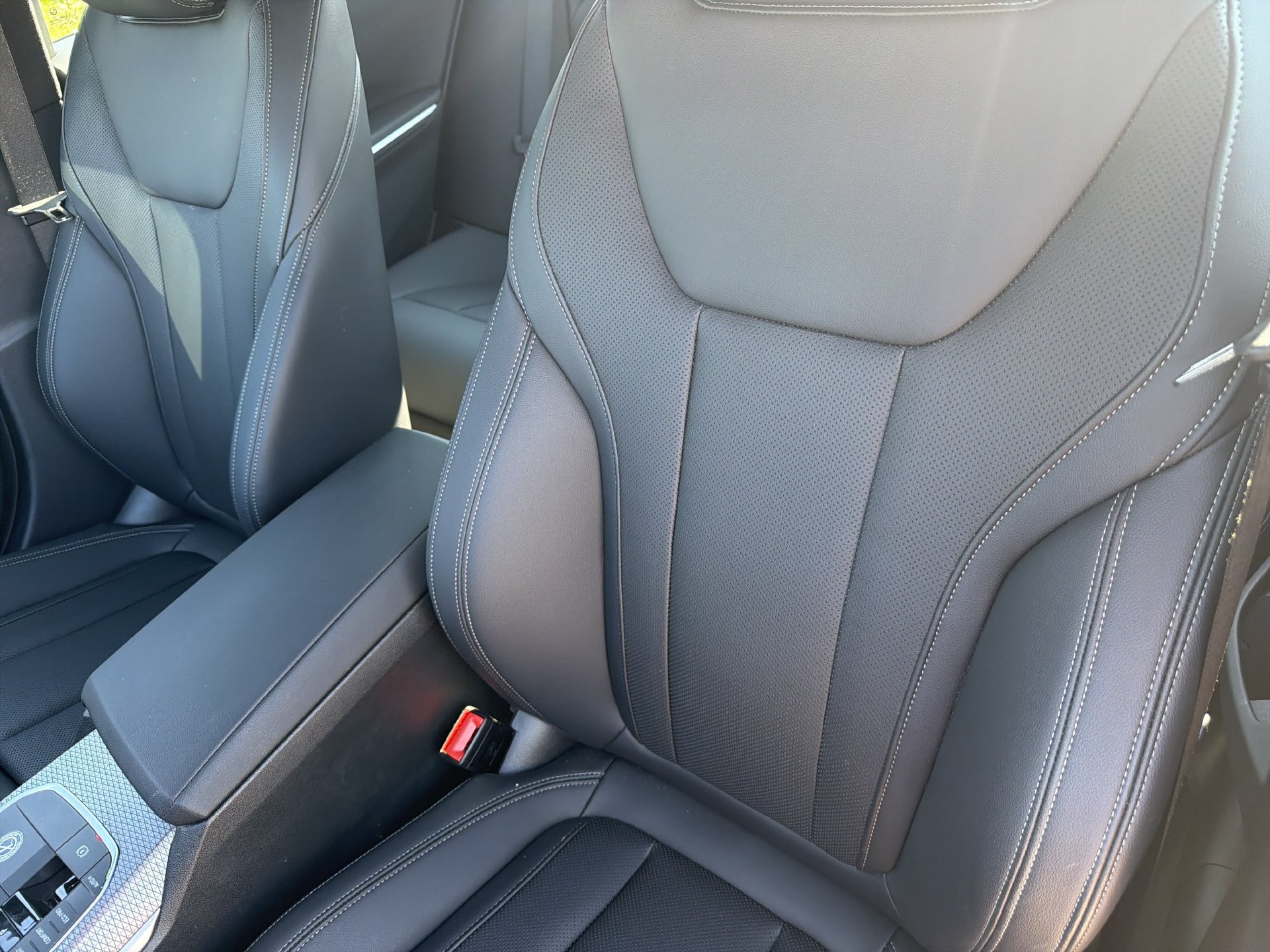 Certified 2026 BMW 330i Sedan RWD image 24