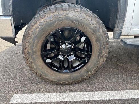 Used 2021 GMC Sierra 1500 SLT w/ SLT Premium Plus Package AWD/4WD image 6