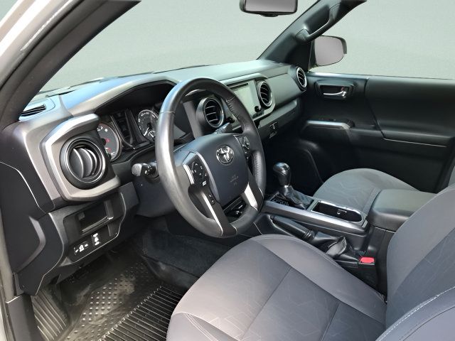 Certified 2016 Toyota Tacoma TRD Sport w/ Towing Package AWD/4WD image 10