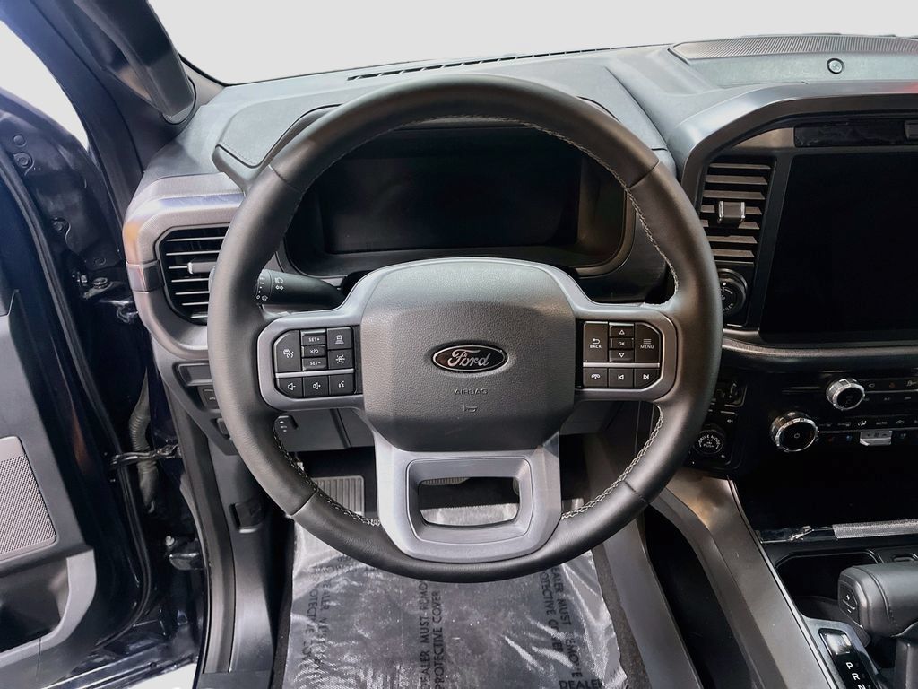 Used 2025 Ford F150 Lariat w/ Equipment Group 501A Mid AWD/4WD image 11