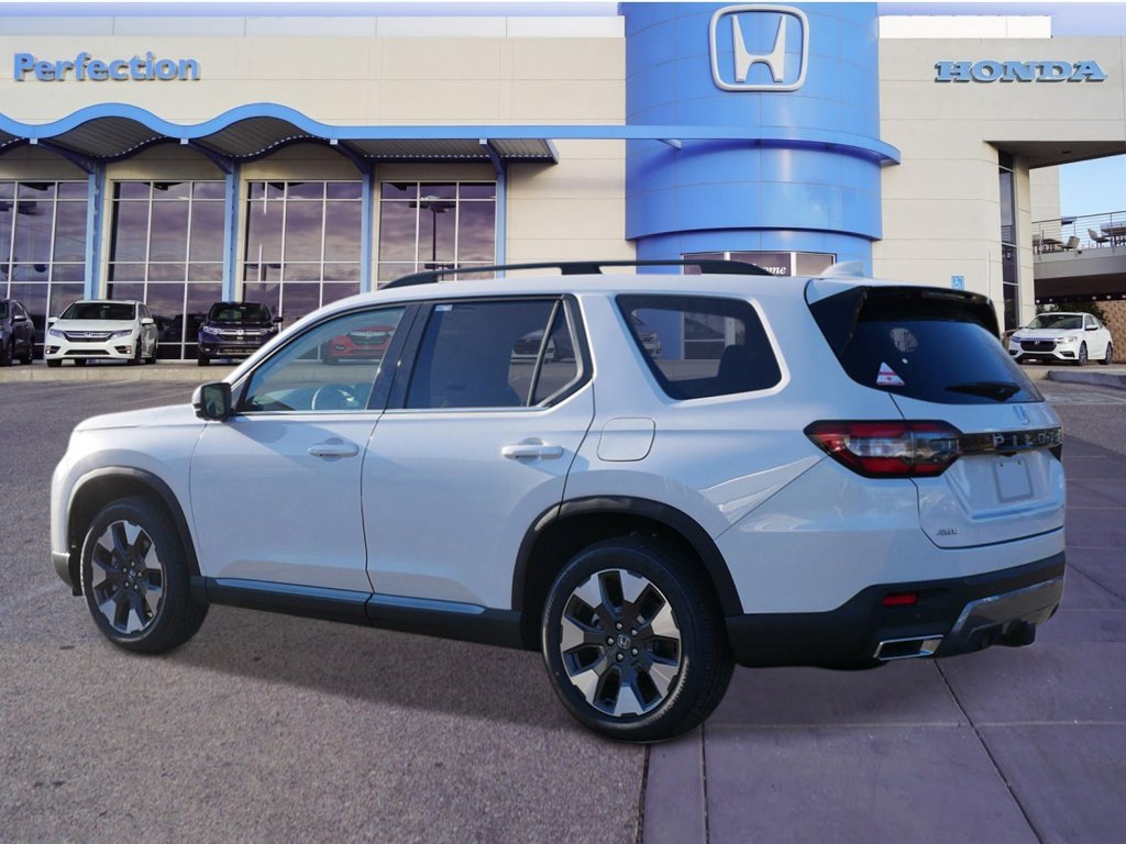 New 2026 Honda Pilot Elite image 3