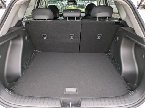 New 2026 Hyundai Kona SEL Premium FWD image 13