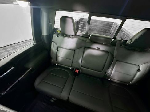 Used 2020 Chevrolet Silverado 2500 LTZ w/ LTZ Plus Package image 12