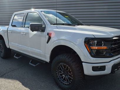 New 2026 Ford F150 XLT w/ Equipment Group 302A MID