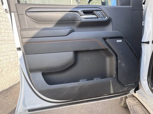 Used 2024 GMC Sierra 2500 AT4 w/ AT4 Premium Plus Package image 12