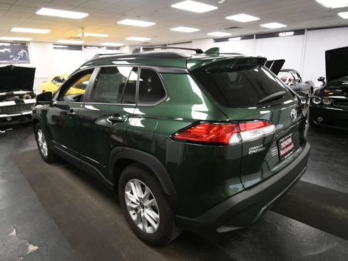 Used 2023 Toyota Corolla Cross LE w/ Moonroof Package AWD/4WD image 5